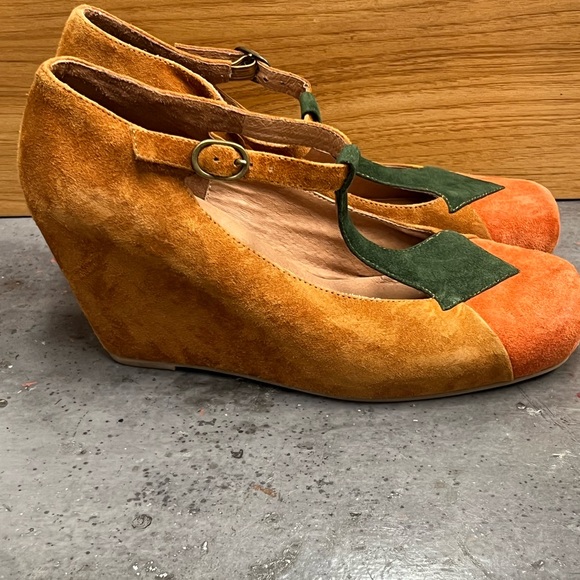 Jeffrey Campbell Ibzia Suede wedge heels size 10 - Picture 3 of 6